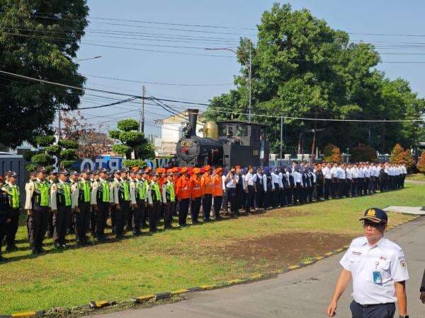 Apel Gelar Pasukan Angkutan Nataru, Daop 5 Pastikan Keselamatan dan Keamanan