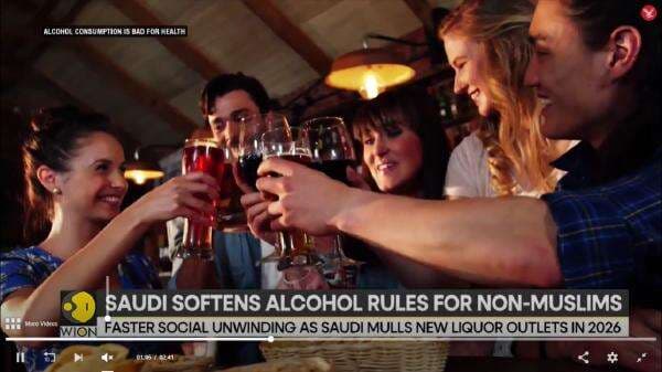 Viral Fenomena Tak Biasa, Antrean Pengunjung Toko Alkohol di Arab hingga Mengular Viral Fenomena Tak Biasa, Antrean Pengunjung Toko Alkohol di Arab hingga Mengular