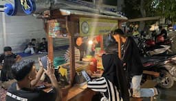 Semarak Angkringan di Jl. Lamongrejo, Pilihan Nongkrong Nyaman dan Terjangkau di Kabupaten Lamongan