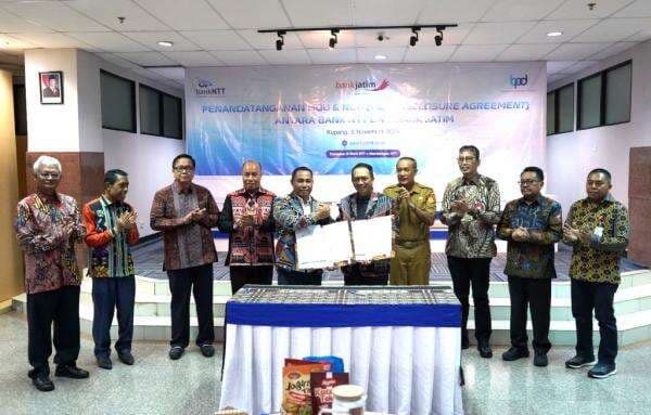 Teken MoU, Bank NTT Optimis Bentuk KUB Bersama Bank Jatim