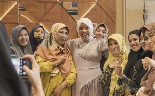 Suhartina Bohari Gelar Halal Bihalal, Pererat Silaturahmi dengan Komunitas dan Kader Golkar Maros Suhartina Bohari Gelar Halal Bihalal, Pererat Silaturahmi dengan Komunitas dan Kader Golkar Maros