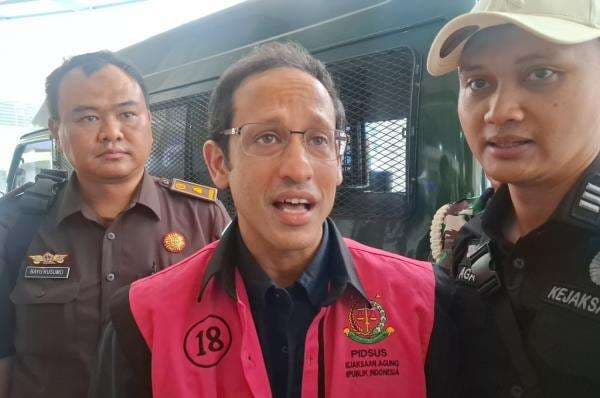 Nadiem Makarim Masih Sakit, Sidang Dakwaan Ditunda hingga 5 Januari 2026 Nadiem Makarim Masih Sakit, Sidang Dakwaan Ditunda hingga 5 Januari 2026