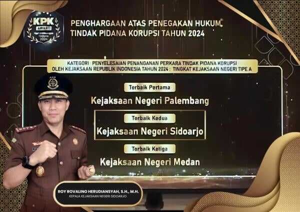 Kejari Sidoarjo Raih Juara 2 Penghargaan KPK Award, Ini Pesan Kajari Roy Rovalino Herudiansyah