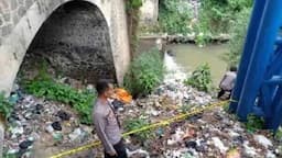 Gempar, Mayat Bayi Ditemukan di Bawah Kolong Jembatan Desa Cukanggenteng, Bandung