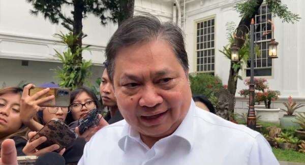 Airlangga Tanggapi Protes Buruh dan Pengusaha soal UMP 2026 Airlangga Tanggapi Protes Buruh dan Pengusaha soal UMP 2026