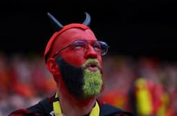 5 Potret Face Paint Suporter yang Paling Menarik Perhatian di Euro 2024, Nomor 1 Mirip Setan Merah