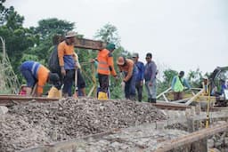 7 Langkah KAI Tangani Jalur KA Tergerus Banjir di Grobogan