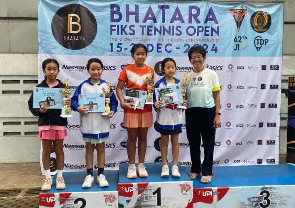 Pasangan Alexa dan Abigail Sabet Juara Ganda Putri Bhatara Fiks Tennis Open 2024