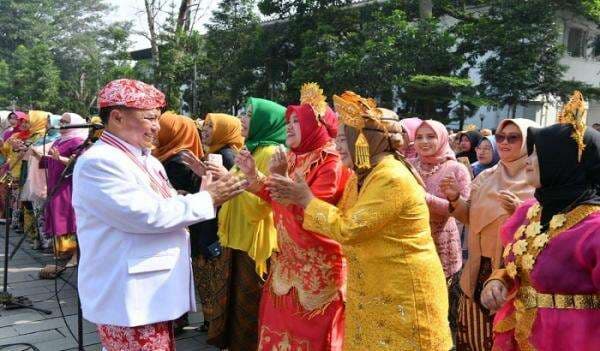 Hari Guru Nasional 2024, Sekda Herman Soroti Peran Vital Guru dalam Membangun Generasi Pemimpin