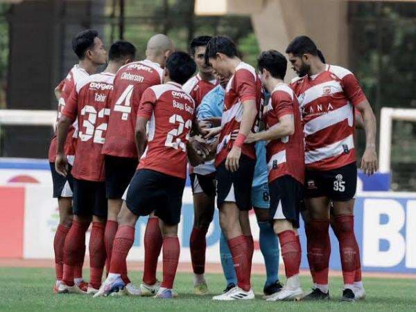 Profil Klub Liga 1 Madura United, Tim Sepak Bola yang Tak Bisa Diremehkan Profil Klub Liga 1 Madura United, Tim Sepak Bola yang Tak Bisa Diremehkan