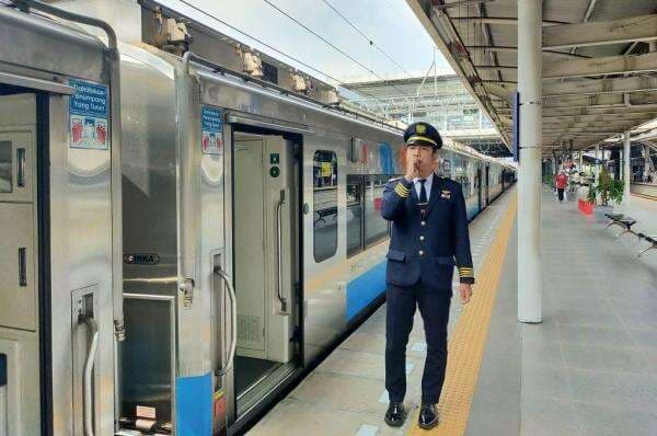 Hore! Tiket Kereta Api dari Jakarta Masih Tersedia di Masa Nataru, Cek Jadwalnya Hore! Tiket Kereta Api dari Jakarta Masih Tersedia di Masa Nataru, Cek Jadwalnya