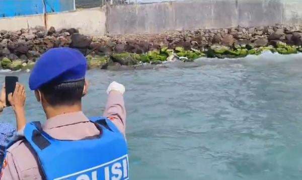 Cilegon Gempar! Mayat Tanpa Kepala dan Membengkak Ditemukan di Laut Perairan Merak