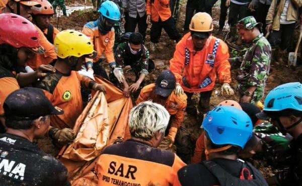 Operasi SAR Longsor Hari Ketiga Terkendala Cuaca Buruk, 4 Korban Masih Hilang