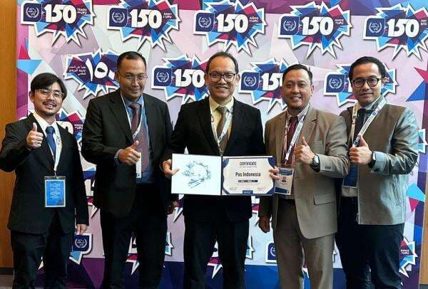 Pos Indonesia Raih Penghargaan Bergengsi Trade Post Awards 2024