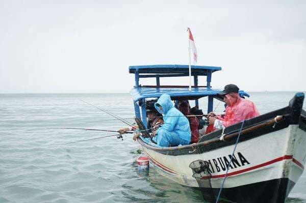 Ratusan Pemancing Antusias Ikuti Lomba Fun Fishing Kilang Pertamina Cilacap 