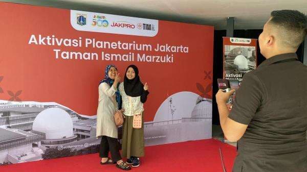 Hari Ketiga, Pengunjung Planetarium Jakarta Tembus 2.220 Orang Hari Ketiga, Pengunjung Planetarium Jakarta Tembus 2.220 Orang