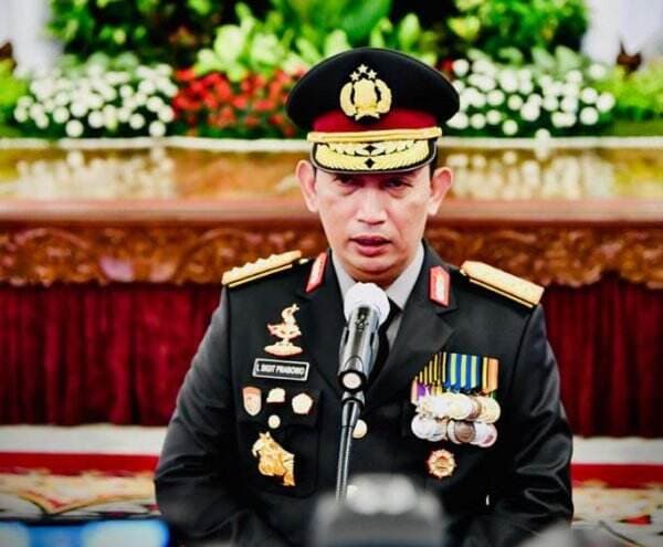 6 Brevet dan Pin Kehormatan TNI yang Dimiliki Kapolri Jenderal Listyo Sigit Prabowo