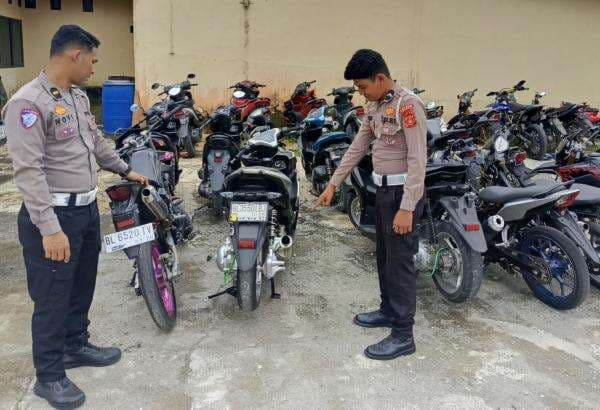 Satlantas Polres Aceh Barat Amankan Puluhan Motor Balap Liar dan Knalpot Brong