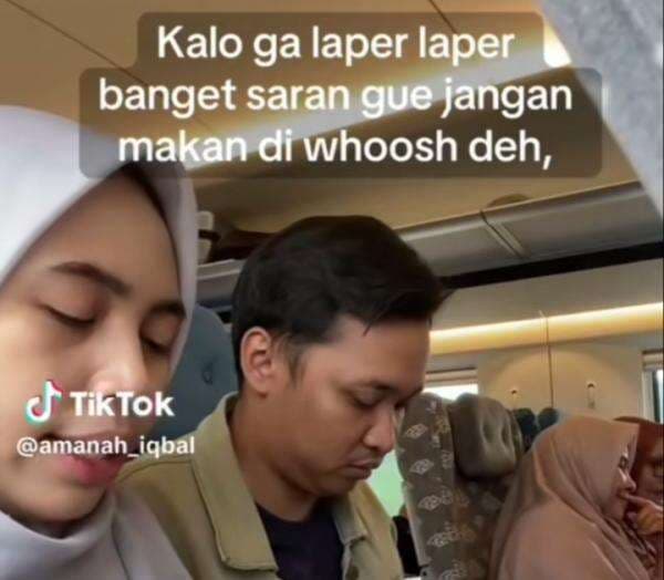 Viral Warganet Berbagi Pengalaman Makan di  Dalam KCIC: Kalau Enggak Lapar Banget, Jangan Deh!