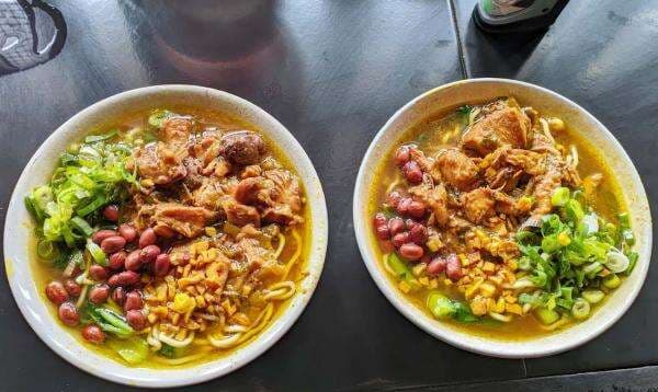Mie Ayam Kamsir, Kuliner Legendaris Banyumas yang Tak Pernah Sepi Pengunjung Mie Ayam Kamsir, Kuliner Legendaris Banyumas yang Tak Pernah Sepi Pengunjung