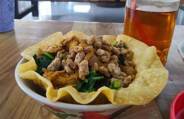 10 Rekomendasi Kuliner Mie Ayam di Purbalingga yang Kaya Cita Rasa 10 Rekomendasi Kuliner Mie Ayam di Purbalingga yang Kaya Cita Rasa