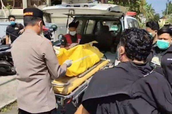 Geger! WNA Inggris Ditemukan Tewas di Ubud Bali, Jasad Terbaring di Sofa Vila Geger! WNA Inggris Ditemukan Tewas di Ubud Bali, Jasad Terbaring di Sofa Vila