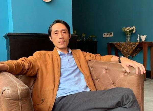 DSU Pengunggah Ijazah Jokowi Yakin 1 Juta Persen Ijazah Jokowi Asli DSU Pengunggah Ijazah Jokowi Yakin 1 Juta Persen Ijazah Jokowi Asli