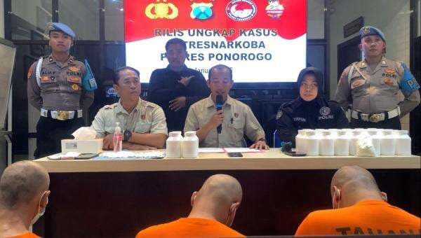 Duh! 3 Pemuda di Ponorogo Edarkan Puluhan Ribu Pil Koplo, Modus Sistem Ranjau