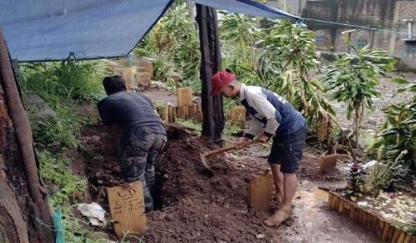 Luapan Sungai Cidurian Rusak Kirmir TPU Cikutra, Pemindahan Makam Dilakukan Segera