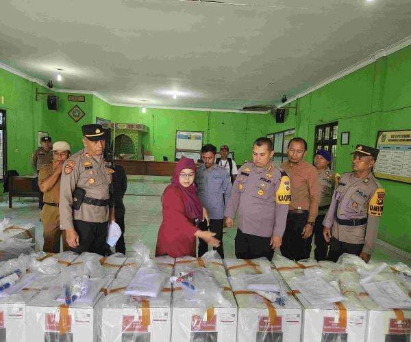 Kapolres Dumai Lakukan Pengecekan Langsung Terhadap PPK, PPS, dan TPS