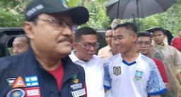 Meskipun Diguyur Hujan, Andra Soni Disambut Hangat Oleh Masyarakat Desa Talaga Kabupaten Serang