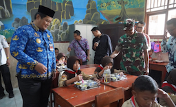 2.540 Paket Makanan Bergizi Gratis Disalurkan Setiap Hari di Cilacap, Demi Generasi Emas 2045