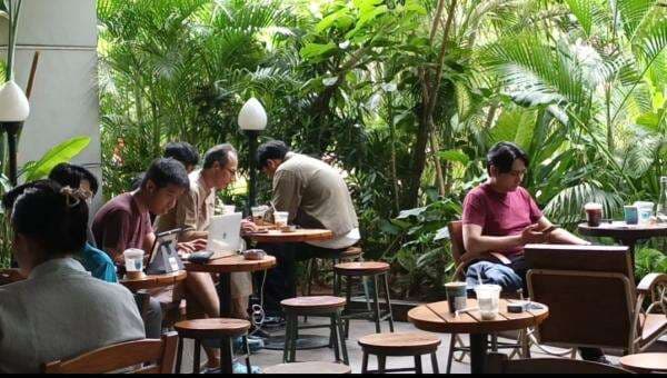 Wacana Work From Mall Disambut Baik Pekerja Jakarta, Alasannya Mengejutkan! Wacana Work From Mall Disambut Baik Pekerja Jakarta, Alasannya Mengejutkan!