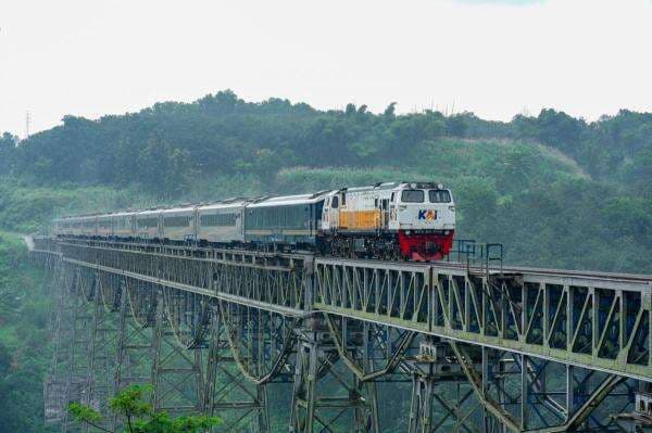 Layanan KA Pangandaran dan Papandayan Melejit, KAI Mantapkan Konektivitas di Jawa Barat Layanan KA Pangandaran dan Papandayan Melejit, KAI Mantapkan Konektivitas di Jawa Barat