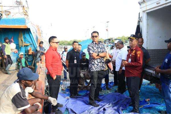 Cek Kesiapan Pelabuhan Perikanan, Pj Gubernur Papsel Turun Langsung Kelokasi