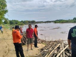 Setelah Sisir 56 Kilometer, Ini Hasil Pencarian Kakek Hanyut di Bengawan Solo Bojonegoro