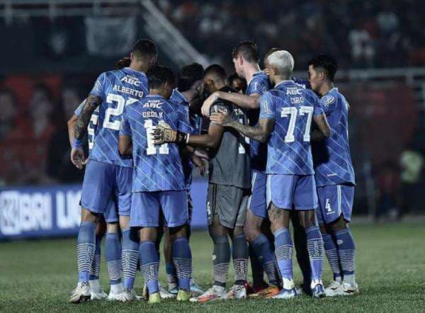 Persib Siap Mulai Putaran Kedua Liga 1 2024-2025, Ini Jadwal Lengkapnya! Persib Siap Mulai Putaran Kedua Liga 1 2024-2025, Ini Jadwal Lengkapnya!