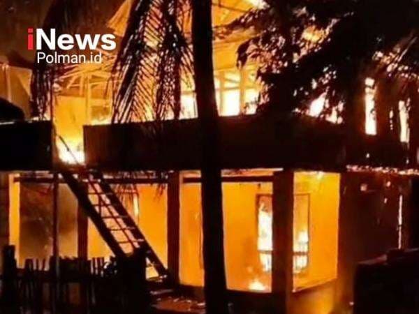Breaking News: Satu Rumah di Desa Karama Hangus Terbakar, Pemilik Alami Luka Bakar Breaking News: Satu Rumah di Desa Karama Hangus Terbakar, Pemilik Alami Luka Bakar