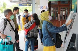 Tiket Kereta Api Nataru Masih Tersedia, Yuk Buruan Pesan!