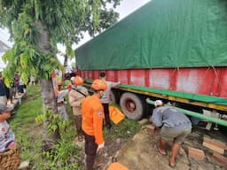 Seorang Supir Meninggal Tergencet Roda Truk di Klambu Grobogan, Begini Kronologinya