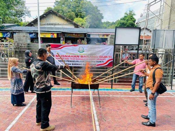 Kejari Sabang Musnahkan Barang Bukti Narkotika