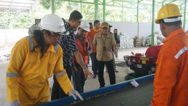 TPST Mitra Brayan Resik Kota Pekalongan Dilaunching, Mampu Kelola Sampah 10 Ton Per Hari