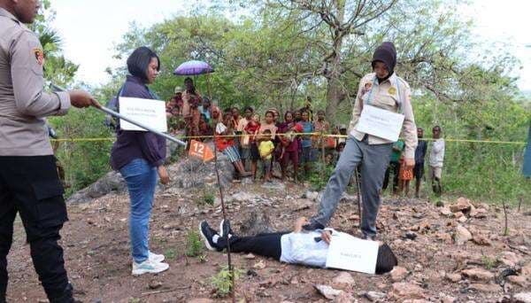 28 Adegan Ditampilkan dalam Rekonstruksi Kasus Dugaan Pembunuhan Maria Bete di Oekopa