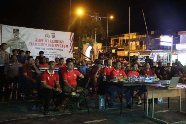 OMP, Kapolres Rohul Gelar Nobar Indonesia Vs Jepang Sampaikan Pesan Penting Untuk Pilkada