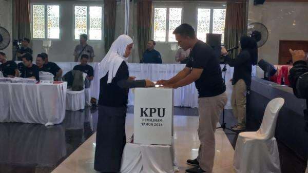 KPU Kabupaten Tasikmalaya Gelar Simulasi Pemungutan dan Penghitungan Suara Pilkada 2024