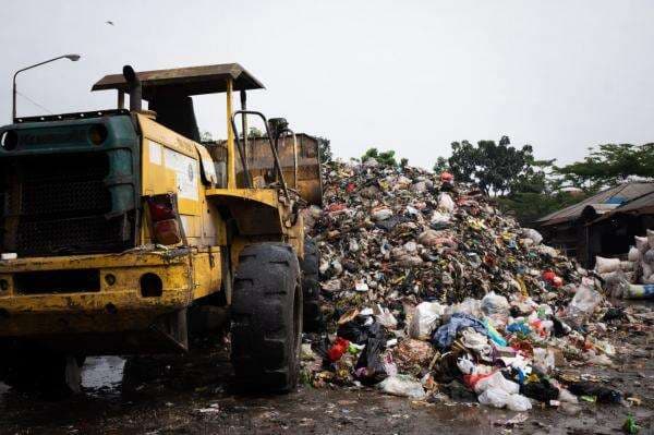 DLH Kota Bandung Tegaskan Masalah  Sampah Pasar Caringin Tanggung Jawab Pengelola