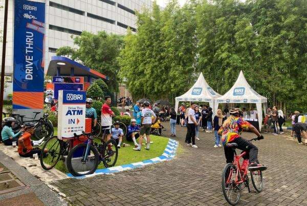 Raih Gaya Hidup Sehat dan Kemudahan Transaksi di "Tunjungan Loop" BRI BO Surabaya Kapas Krampung