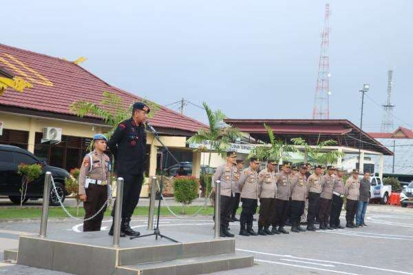 Pengarahan Kepada Personil Polres Inhu, Ini Penekanan Tim Pamawil Polda Riau