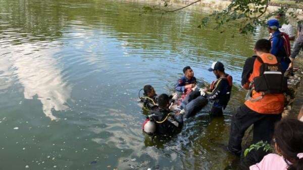 Seorang Bocah Berusia 12 Tahun Ditemukan Tewas Tenggelam di Kawasan Wisata Pantai Nambo Kendari Seorang Bocah Berusia 12 Tahun Ditemukan Tewas Tenggelam di Kawasan Wisata Pantai Nambo Kendari