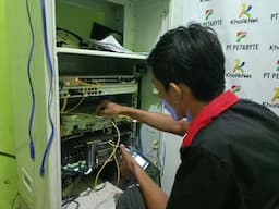 Teknologi Terbaru, Jaringan Wifi Khofik Net Asal Pakuniran Bisa Digunakan Meski Mati Listrik